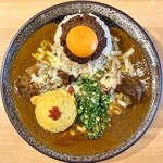 吉田カレー  - ミックス辛口多め 小・豚・チーズ・ポテトサラダ