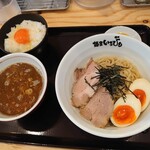 麺屋いちびり - 特製つけ麺と玉子かけごはんと美味しいラー油