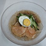 Cham Moni Mu Chikin - 冷麺