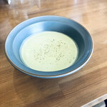 Le Bistrot des Copains - 冷製スープ（グリーンピース）