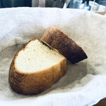 Le Bistrot des Copains - パン