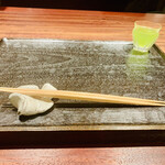 きう - ◎冷たい煎茶が供される。