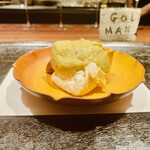 きう - ◆ペッパー生麩の素揚げと賀茂茄子と芥子酢味噌のペースト　ブラータチーズ（伊・プーリア州）
      ◎生麩は、京都御所にも献上してきた京都を代表する麩屋である麩嘉の生麩。