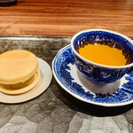 きう - ☆さつまいもの最中とハーブティー