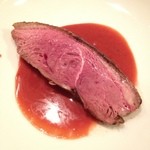 レンゲ - ③シャラン鴨の南乳焼き3200円（写真はハーフサイズにカットしていただいた状態です)