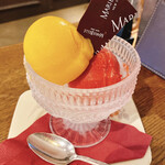 マリベル 京都本店 - お好きなジェラート2種盛り(マンゴー&ラズベリー)