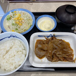 松屋 - 厚切り豚生姜焼き定食¥650