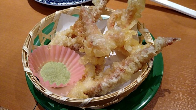 廻る 鼓響 吉田店 (まわる こきょう) - 北吉田/回転寿司 | 食べログ