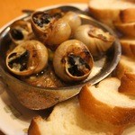 洋風居酒屋 プチハウス くが - エスカルゴ