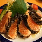 洋風居酒屋 プチハウス くが - サーモンのタタキ