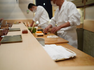 Sukiyabashi Jiro - 