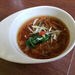 ビュッフェ＆カフェレストラン ナイト＆デイ - フカヒレ入りのラーメン。普通に美味しい。
