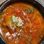 飛騨牛焼肉・韓国料理 丸明 - 赤テールスープ