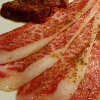 うしごろバンビーナ 恵比寿本店 - ハラミ・リブカブリ（塩）極上希少部位特選盛り　2500円