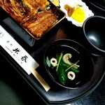 味処 米春 - 　　　　　うな重の登場