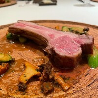 カンテサンス - 子羊の背肉ロースト