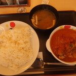 松屋 - ごろごろチキンのバターチキンカレー