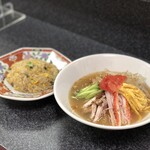 Rairai Ken - 冷麺＆半焼飯セット　950円（夏期のみ）