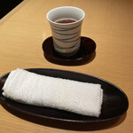 Nakamura Koumei Nagoya - お茶とお手拭き
