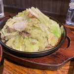 肉米 雄一飯店 - 半人前・小ライス¥590(先着10名)