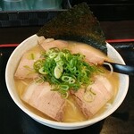 徳島ラーメン ふじい - 小松島系徳島ラーメン 肉増し