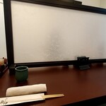 うなぎの魚伊 - 仕切りで感染対策もばっちり！