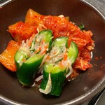焼肉 一龍 - キムチ盛り合せ 1,120円