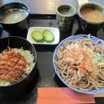 Teuchi Soba Daifuku - ミニカツ丼とおろしそばのセット