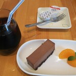 ボーノ - デザートセット  （アイスコーヒー  レアチョコ）