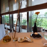 細くて黒いグリシーニは、黒オリーブが練り込んであるそうです