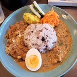 LIFE IS A SHOWTIME - ２種あいがけカレー　1100円