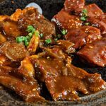 焼肉 牛猿 - ホルモン タレ1