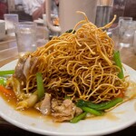 南海飯店 - かたい焼ソバの麺