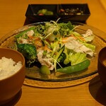 しゃぶしゃぶ和食　にし山 - うつくしまエゴマ豚しゃぶ定食