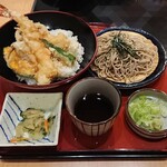 和食麺処サガミ - 大海老天丼と麺♥️