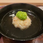 山﨑 - 毛蟹真丈 オクラたたき 鰹節一番出汁