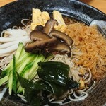 瀧の家 - 冷やしたぬき 670円