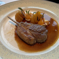 ベージュ アラン・デュカス 東京 - 