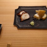 島津 - 佐島の蛸と島根の黒鮑 好みで沖縄の天日塩で