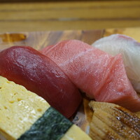 太助寿し - 赤身・中トロ