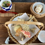 Kyou Bu An - 天ぷら、冷やして茶碗蒸し、ミニ納豆もち