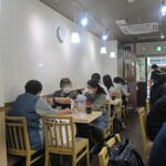 とんかつ檍のカレー屋 いっぺこっぺ - 店内