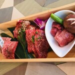 Yakiniku Tokuju Ke Pureisu - 焼肉御膳