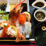 大門茶屋いろり - 海鮮重＝１３５０円 税込