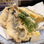 香海 - 「イワシ定食」、鰯の天ぷらをアップで