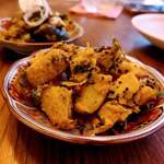 タコムマサラダイナー  - スパイス冷菜3種盛り 620円のアルコアチャールだよ