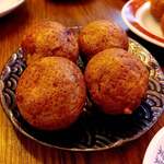 タコムマサラダイナー  - たこ焼き4個 380円は無料でスパイシーにしてもらいましたよ