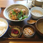 kawara CAFE＆DINING - 鶏もも肉の唐揚げ定食 ～たっぷりおろしポン酢