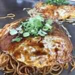 鉄板酒場 お好み焼き 大五郎 - 肉玉野菜ピリ辛麺