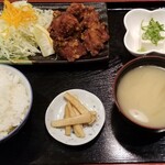 大衆酒場 串かっちゃん - 唐揚げ定食